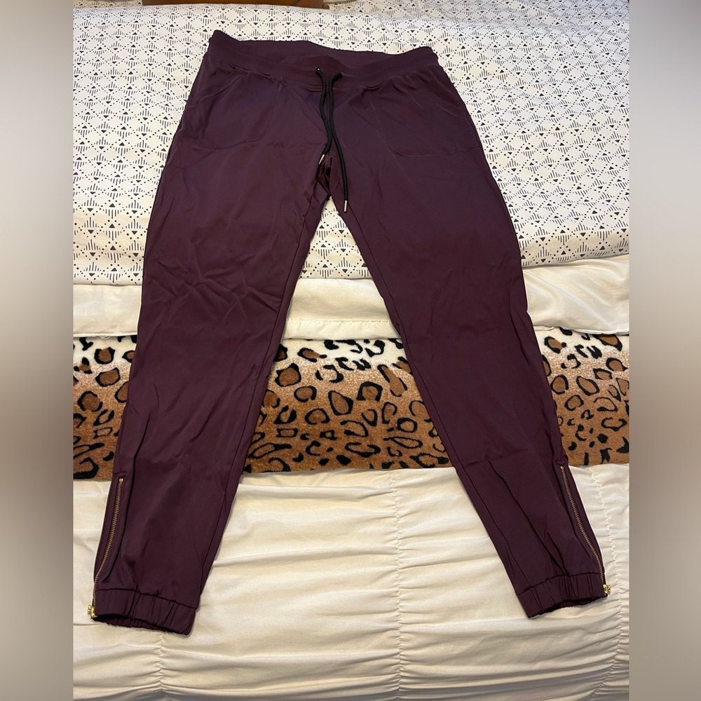ZYIA Plum Peak Zipper Joggers